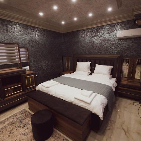 Hotel Premium Pristina Exteriör bild