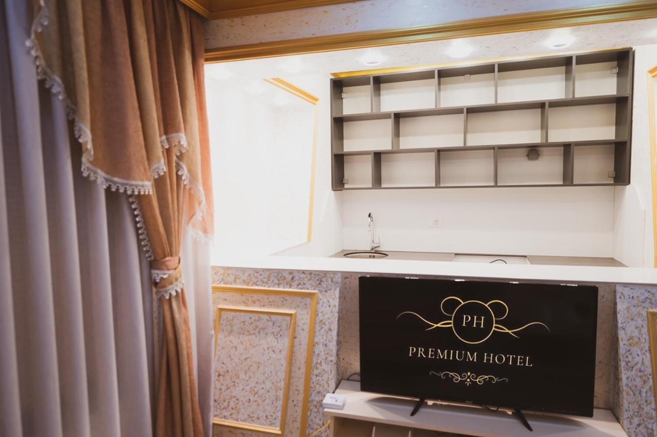 Hotel Premium Pristina Exteriör bild