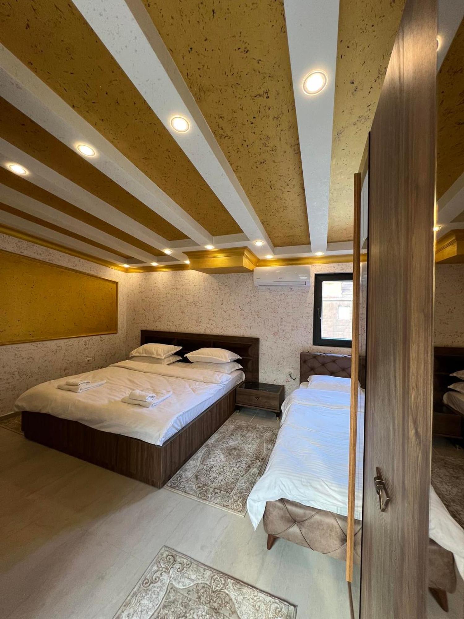 Hotel Premium Pristina Exteriör bild