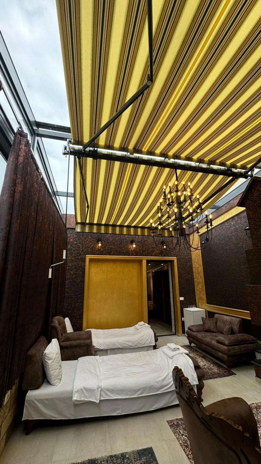 Hotel Premium Pristina Exteriör bild